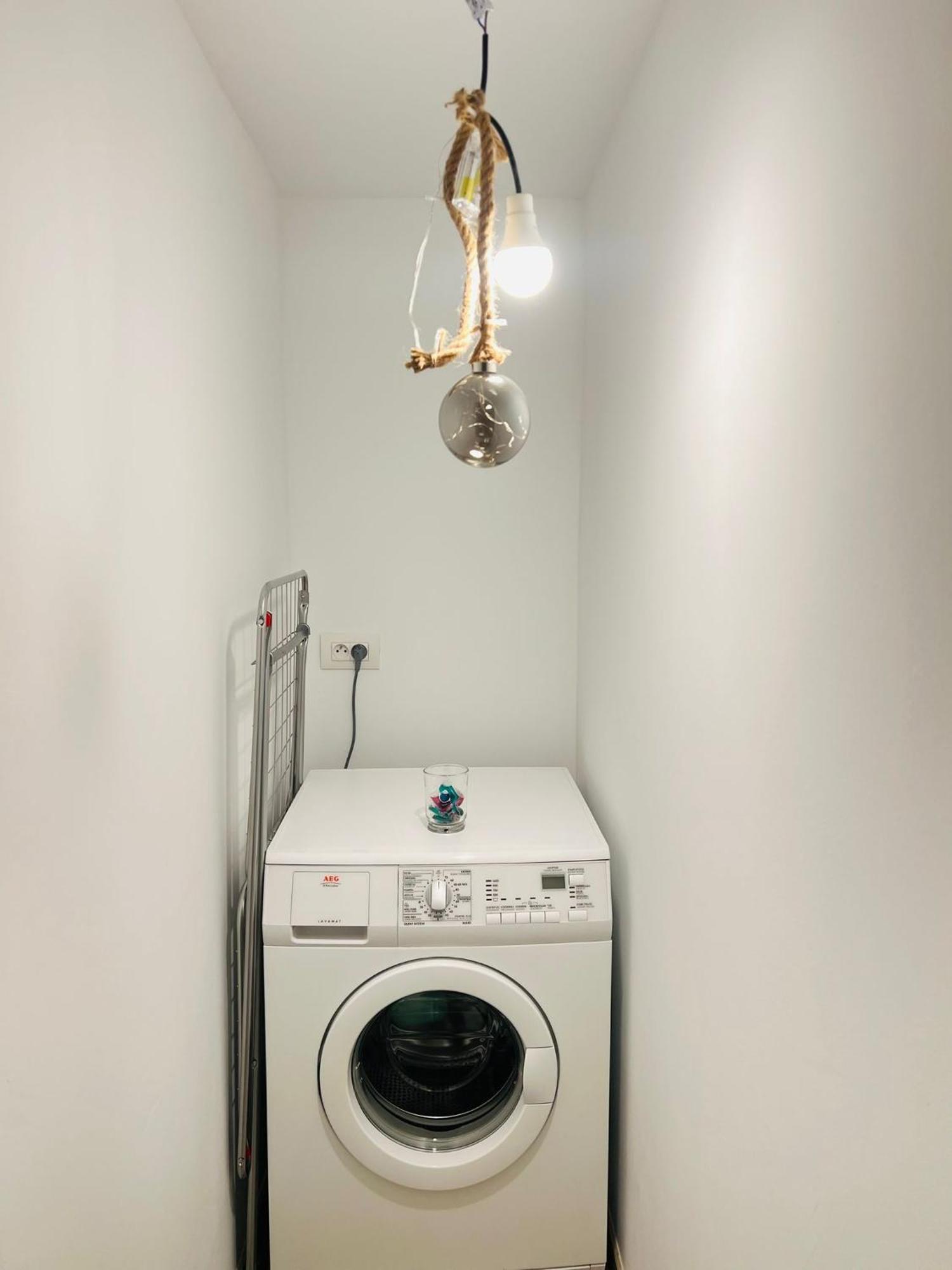 Oneluxstay Near Fashion District アントウェルペン エクステリア 写真